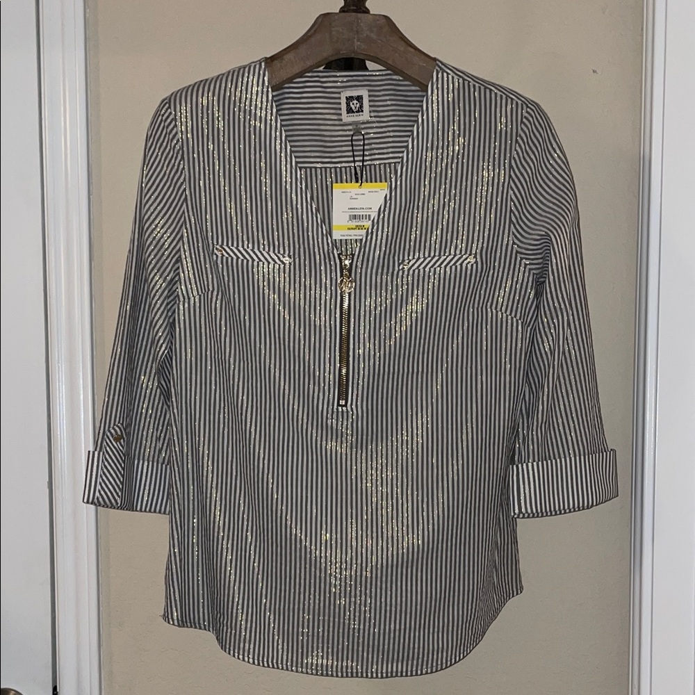 NWT Anne Klein Striped Blouse w/hints of metallic gold.